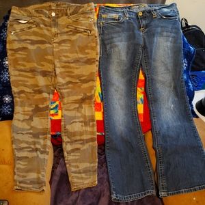 Women’s Jeans/Jeggings